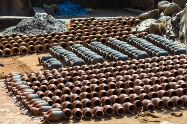 Bhaktapur eski kasaba meydanında Potters