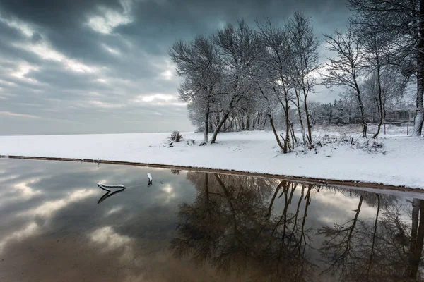Красивому зимовий пейзаж у Jelitkowo в Гданську. — стокове фото