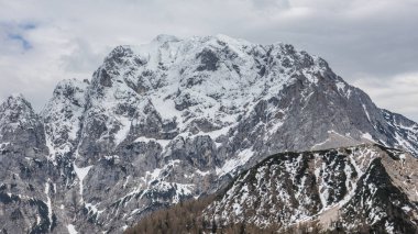 Vrsic pass civarında Alp görünümü