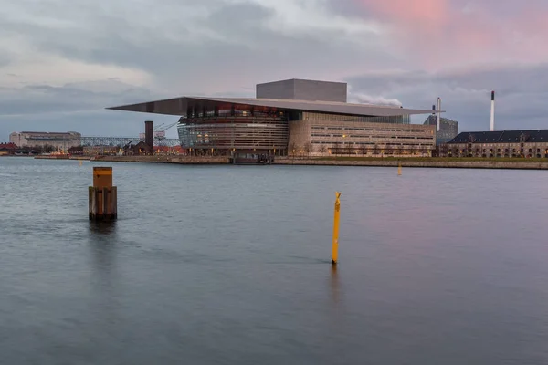 Blick auf das Kopenhagener Opernhaus. — Stockfoto