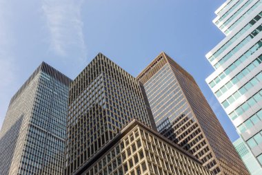 Sokak perspektif New Yorker binalar.