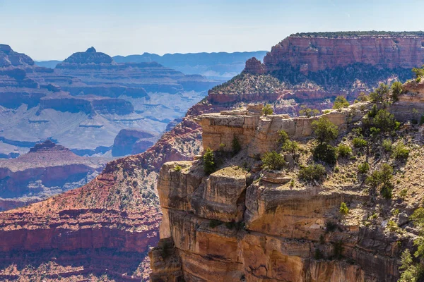 Strome zbocza Wielkiego Kanionu, Arizona, USA. — Zdjęcie stockowe