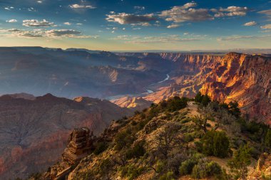 Colorado Nehri Büyük Kanyon 'dan geçiyor, Arizona, Usa.