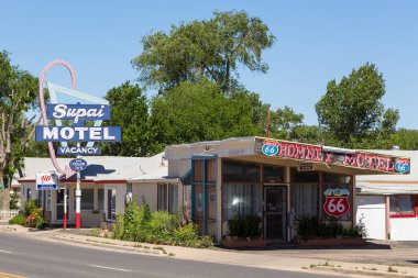 Tarihi Route 66, Seligman, Arizona, Usa 'daki Motellerin Manzarası.