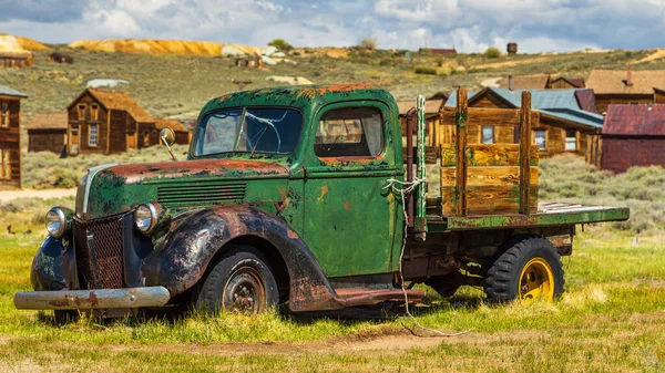 Bodie Califórnia Eua Junho 2015 Vista Naufrágio Carro Velho Bodie — Fotografia de Stock