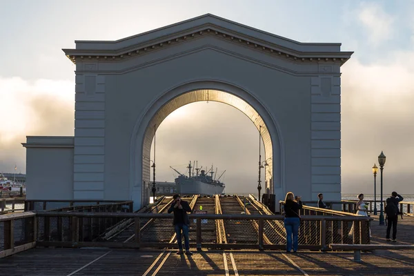 San Francisco Califórnia Eua Junho 2015 Vista Cais Ferry Arch — Fotografia de Stock