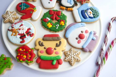 Noel için zencefilli kurabiye.