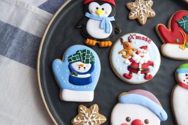 Noel için zencefilli kurabiye.