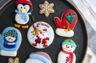 Noel için zencefilli kurabiye.