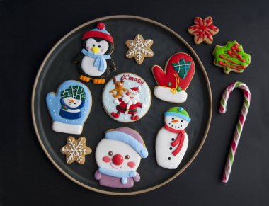 Noel için zencefilli kurabiye.