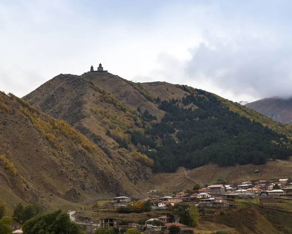 Schöne Berglandschaft in Georgien — Stockfoto