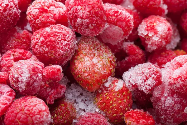 Vele bevroren bessen voor natuurlijke achtergrond. Selectieve aandacht — Stockfoto