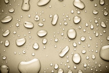 Bir renk arka plan üzerinde Su damlacıkları. Gri. Tonda