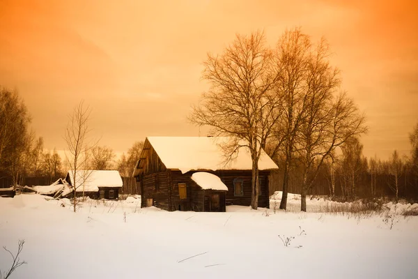 Invierno paisaje provincial ruso. Tonificado —  Fotos de Stock