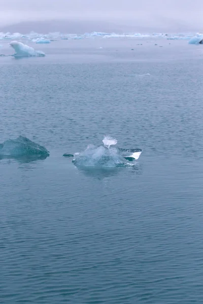 Iceberg lagúna jokulsarlon Izland déli részén — Stock Fotó