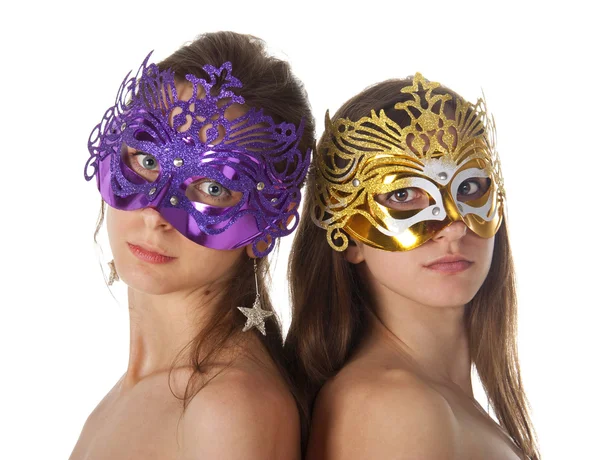 Deux femmes en masques de carnaval — Photo