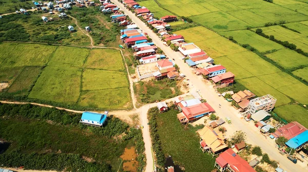 Widok z lotu ptaka traditionnal wsi w Siem Reap, Kambodża — Zdjęcie stockowe