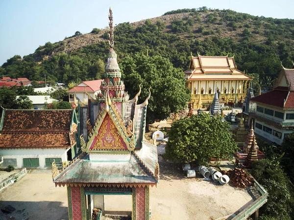 Vista aérea de Phnom Krom pagode — Fotografia de Stock