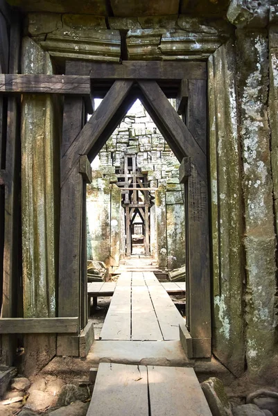 Prasat Thom Prang templet Angkor eran — Stockfoto