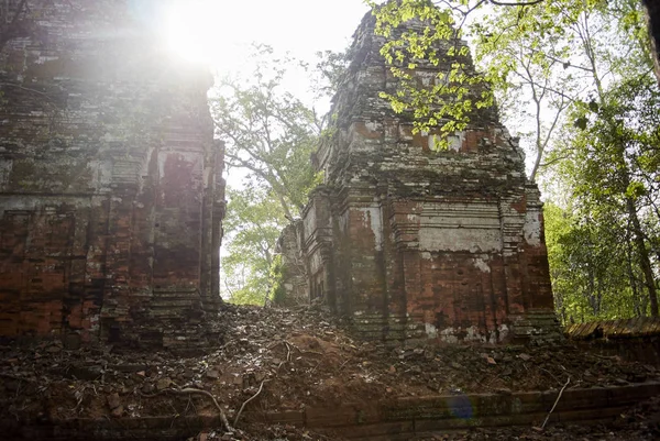 Complejo Prasat Pram Temple Koh Ker —  Fotos de Stock