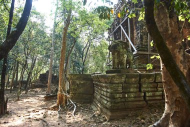Prasat Damrei Tapınağı Angkor dönemi