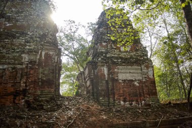 Prasat çocuk arabası Tapınak Koh Ker kompleksi