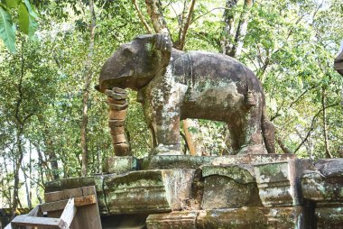 Prasat Damrei Tapınağı Angkor dönemi