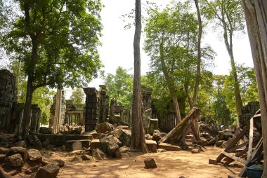 Prasat Thom saldırın Tapınağı Angkor dönemi