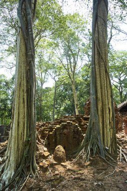 Prasat Thom saldırın Tapınağı Angkor dönemi