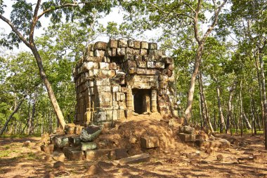 Prasat Damrei Tapınağı Angkor dönemi
