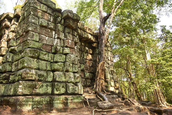 Prasat Linga tempel Angkor tijdperk — Stockfoto