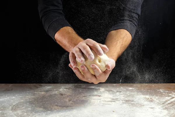 Male Hands Chef Close Knead Dough Cook Dough Dark Background — Stock Photo, Image