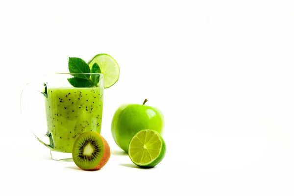 Cóctel Verde Saludable Kiwi Manzana Verde Lima Menta Aislado Sobre — Foto de Stock