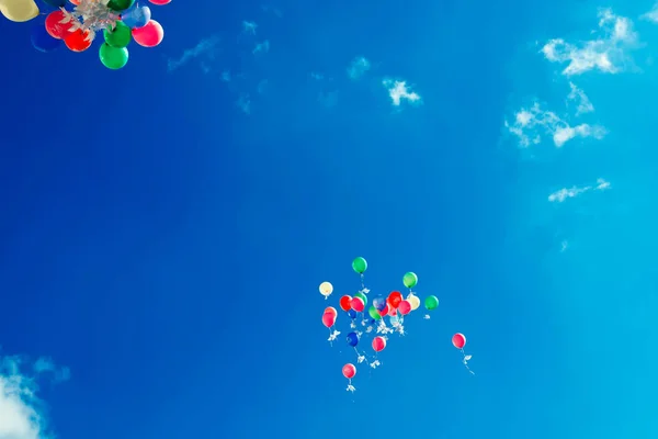 Grupo Balões Cheios Hélio Multicolorido Céu — Fotografia de Stock