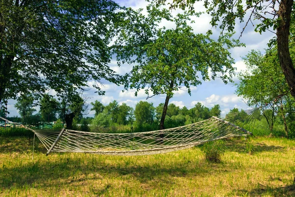 Hängematte Sommergarten — Stockfoto