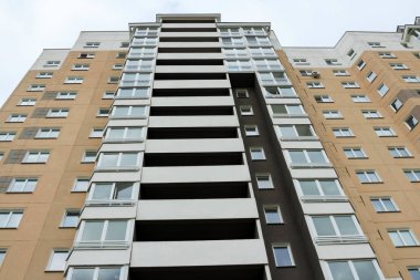 modern ve yeni apartmanda. multistoried, yeni, modern ve şık oturma blok daireler. Gayrimenkul. yeni inşa edilmiş house.newly blok daireler