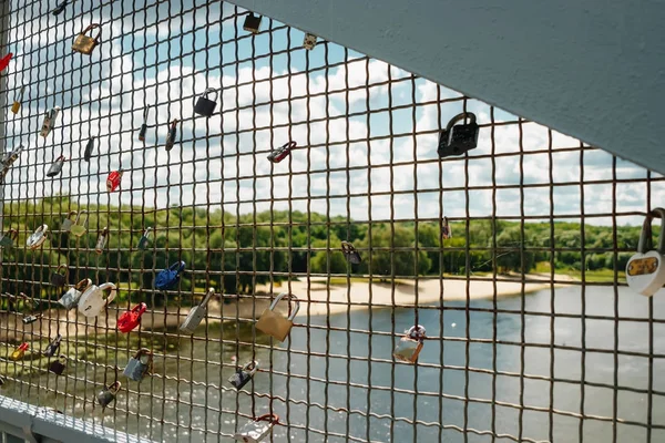 Любов Замки Висить Оглядовий Башта Friedrichshafen Німеччина — стокове фото