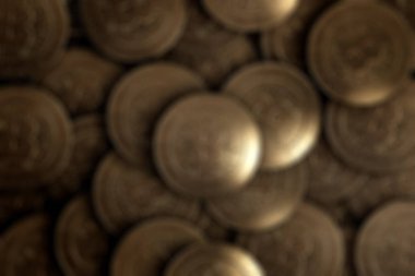 Çoğu altın bitcoin yukarıdan... Kripto para birimi kavramı. Blockchain teknoloji.