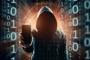 Bir başlıklı bir genç hacker hacks bir akıllı telefon, bir hacker saldırı, bir adam, karışık teknik silüeti. Bir ani saldırı, şifreleme, veri güvenliği, Mobil Internet kavramı.