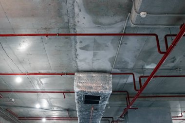 mağaza İnşaat Sanayi kavramı kamu sistem tüp beton tavan altında metal boru hattı