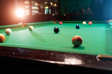 Bilardo masası, Amerikan bilardo bilardo topları. Spor oyunları, açık hava etkinlikleri.