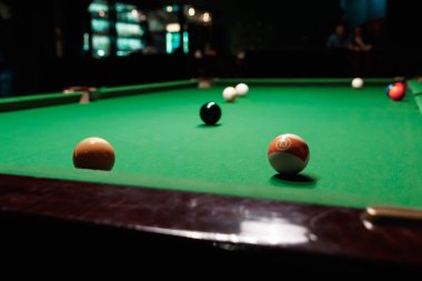 Bilardo masası, Amerikan bilardo bilardo topları. Spor oyunları, açık hava etkinlikleri.
