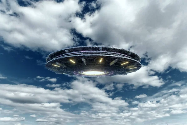 Ufo 異星人のプレートは 空中で動かずにホバリングして 空で急上昇します 未確認飛行物体エイリアンの侵入地球外生命宇宙旅行ヒューマノイド宇宙船混合媒体 — ストック写真