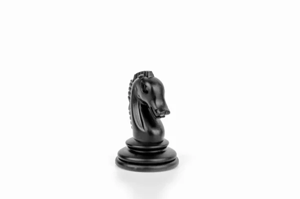 Černý Šachový Kůň Izolovaný Bílém Pozadí Koncept Deskových Her Logika — Stock fotografie