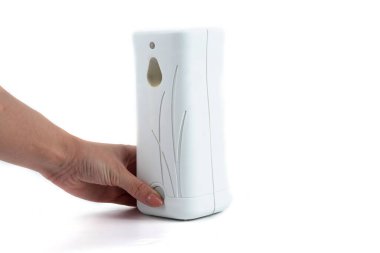 Oda spreyi beyaz arka planda izole edilmiş. Boşluğu kopyala