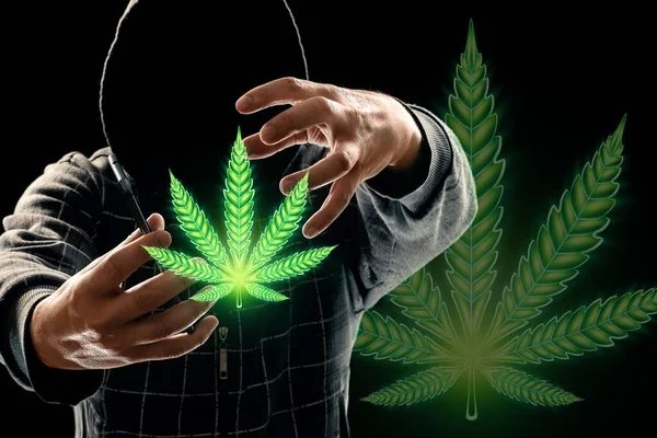 Mains Masculines Avec Signe Marijuana Feuille Chanvre Symbole Consommateur Cannabis — Photo