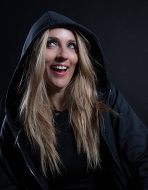 Alçak-ışık fotoğraf stüdyosu modelinde