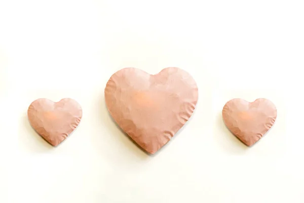 Pinks heart and white background and copy space. — Stock Photo, Image