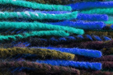 Renkli yün ipliği kapat.