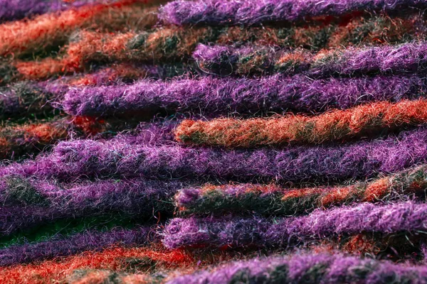 Крупним планом барвиста вовняна пряжа — стокове фото